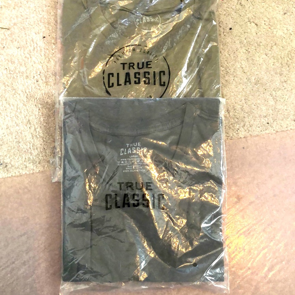 True Classic men’s T-shirt’s. Brand new, size Large.